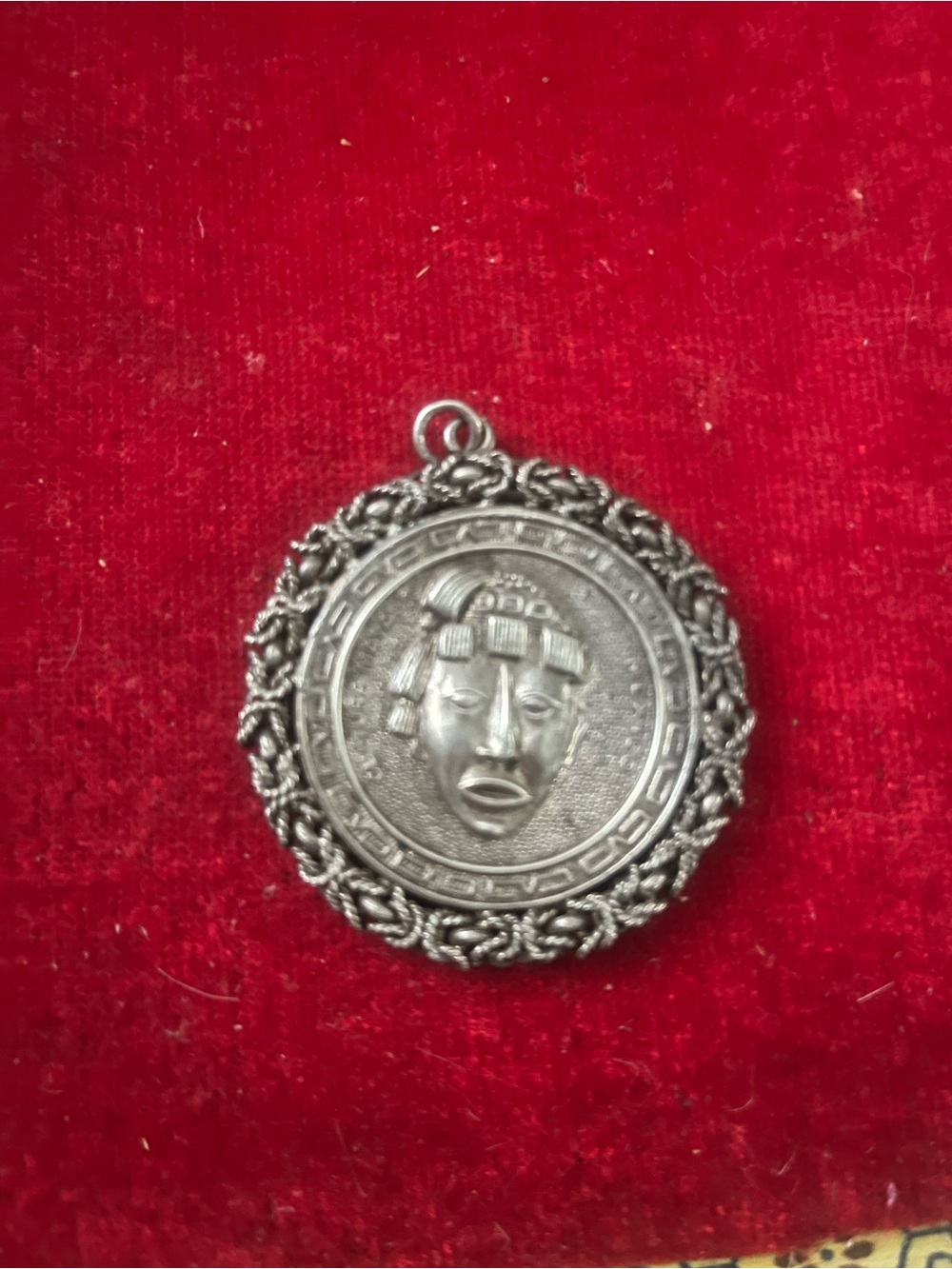 Myan Aztec face and calendar